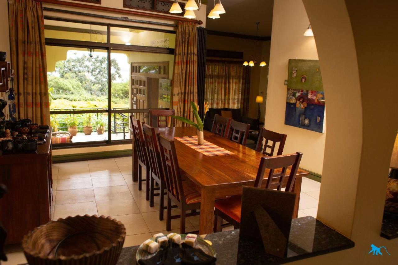 Bluemonkey Guesthouse Entebbe Exteriör bild